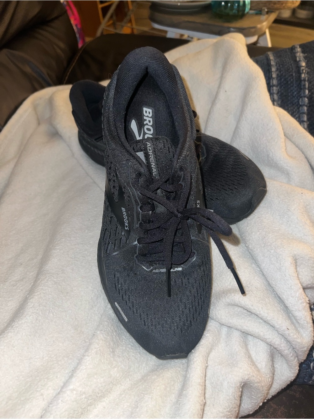 Brooks Adrenaline GTS women’s Running Shoes - Black - Picture 1 of 4